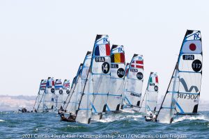 France and the United States lead the first day in Cascais