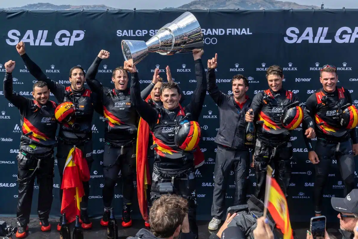 Diego Botín and the rest of the crew celebrating their victory in the 2024 SailGP circuit after an intense final in San Francisco against Australia and New Zealand. (Copyright/SailGP