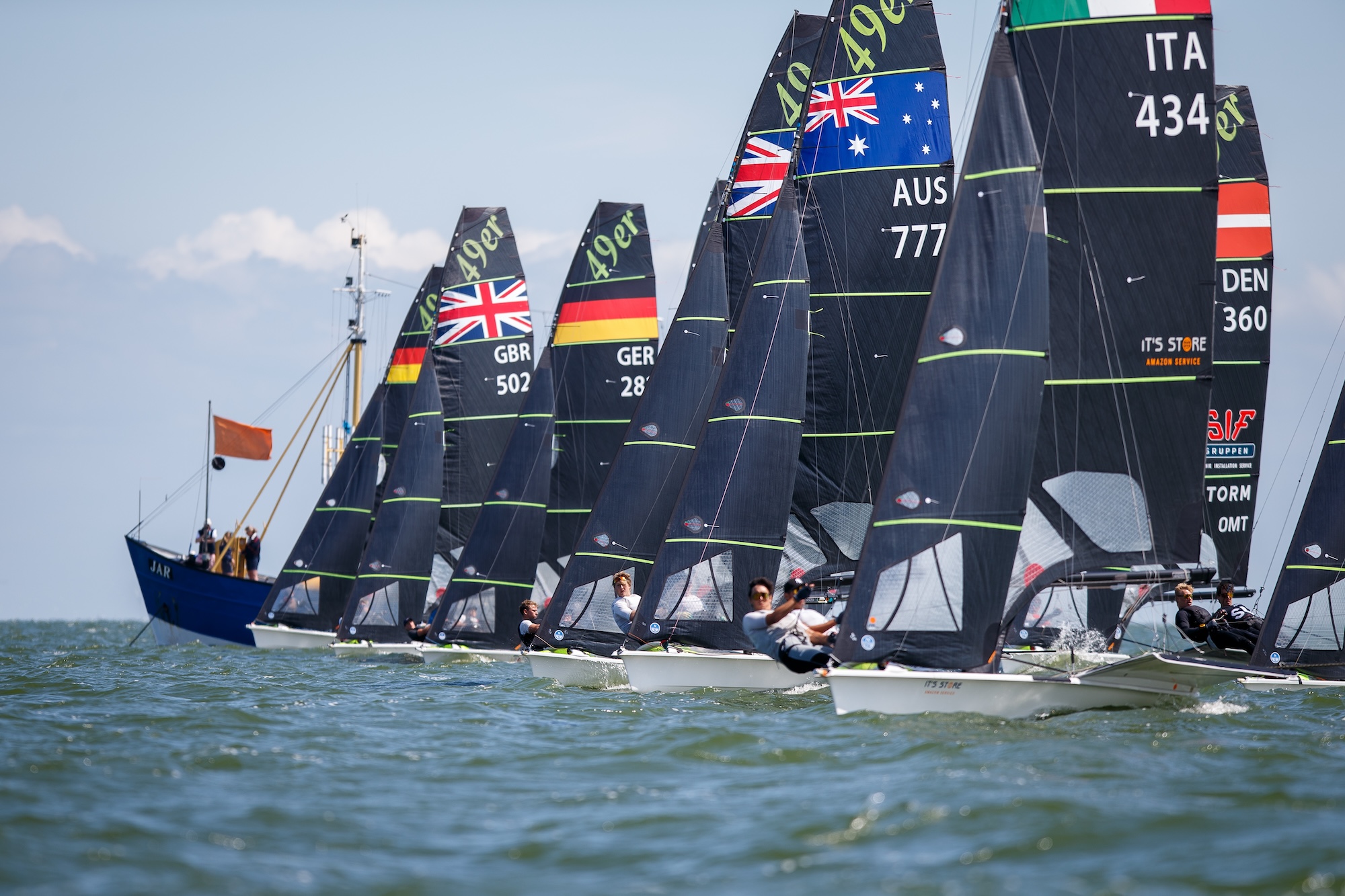 Day Zero in Medemblik: Practice Races and a Cannon Send the Junior Worlds Underway